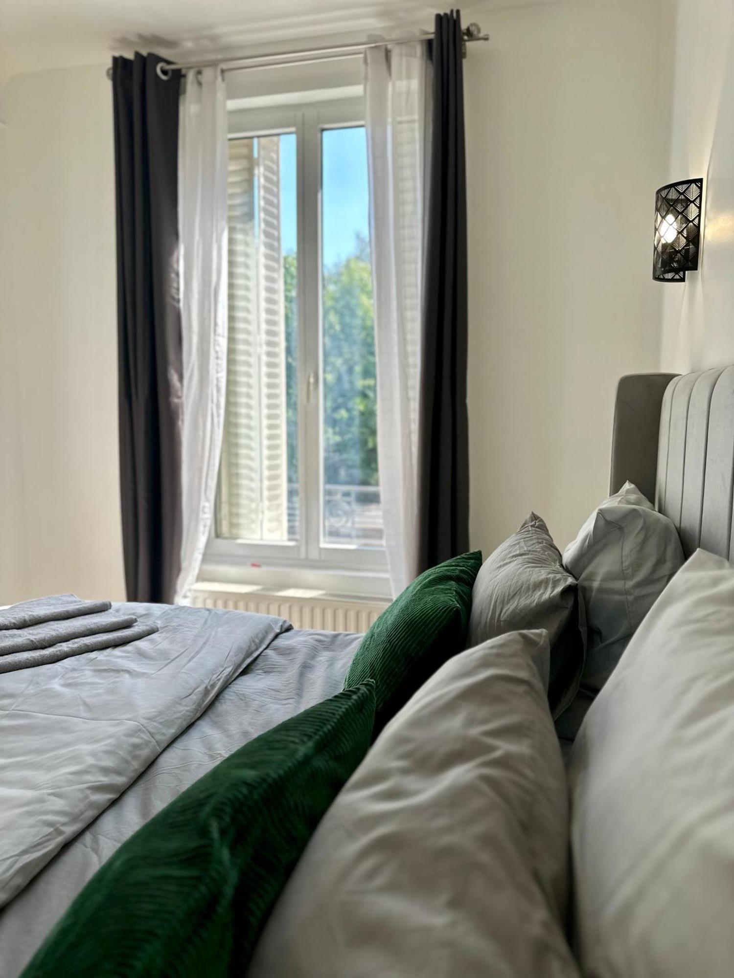 Appartement Moderne Entier Paris-Le Bourget Et Cdg Exterior foto