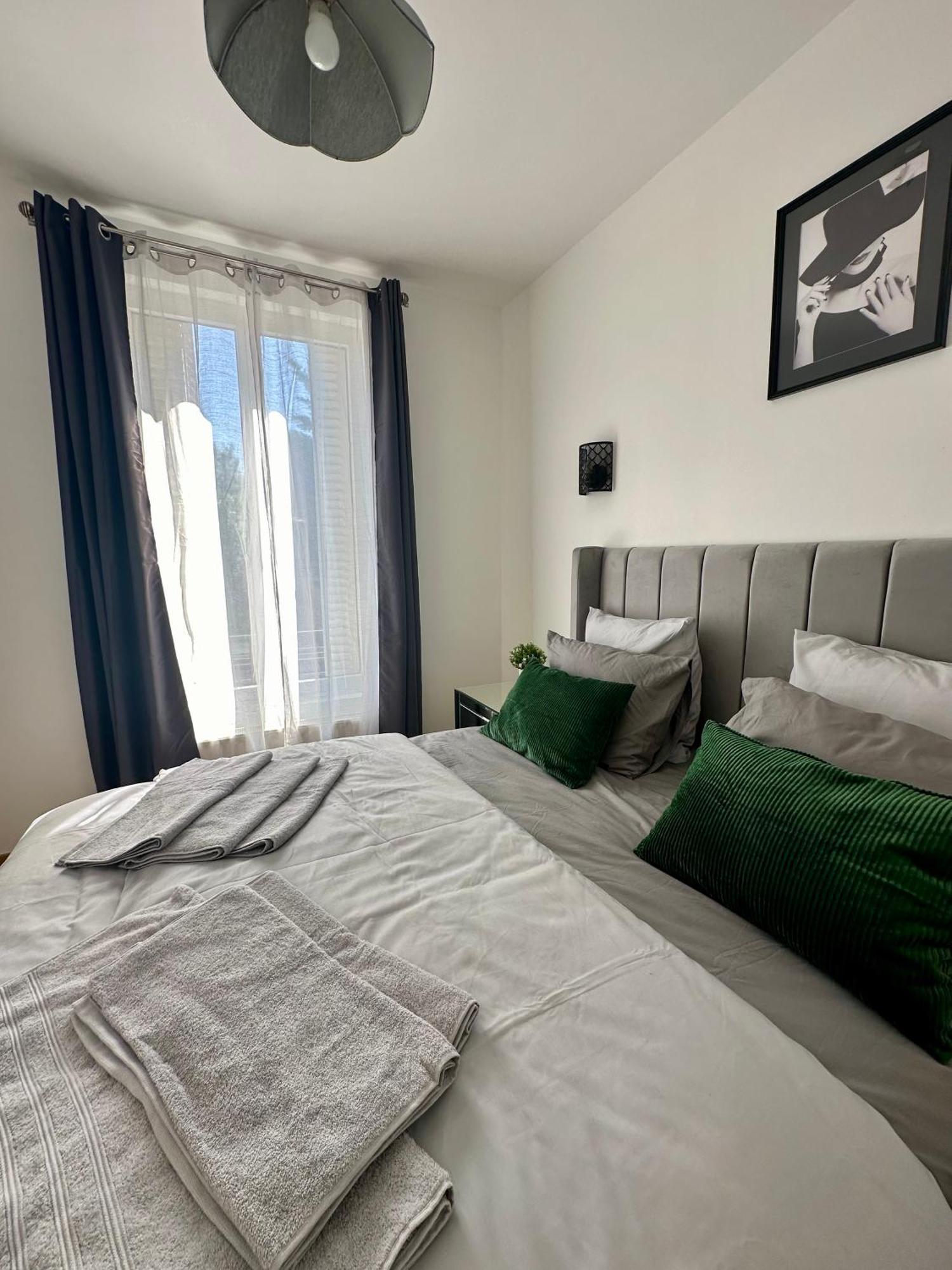 Appartement Moderne Entier Paris-Le Bourget Et Cdg Exterior foto