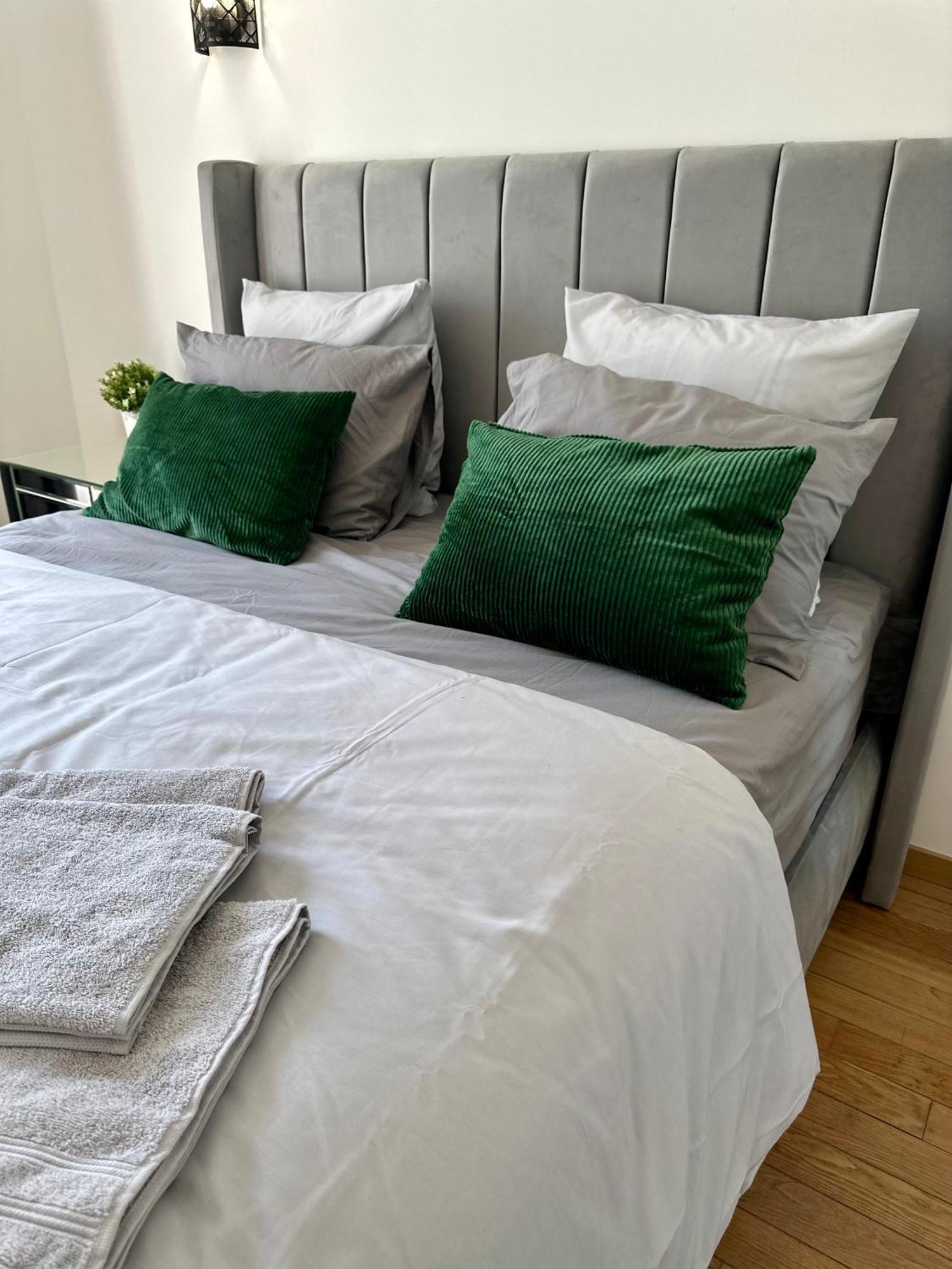 Appartement Moderne Entier Paris-Le Bourget Et Cdg Exterior foto
