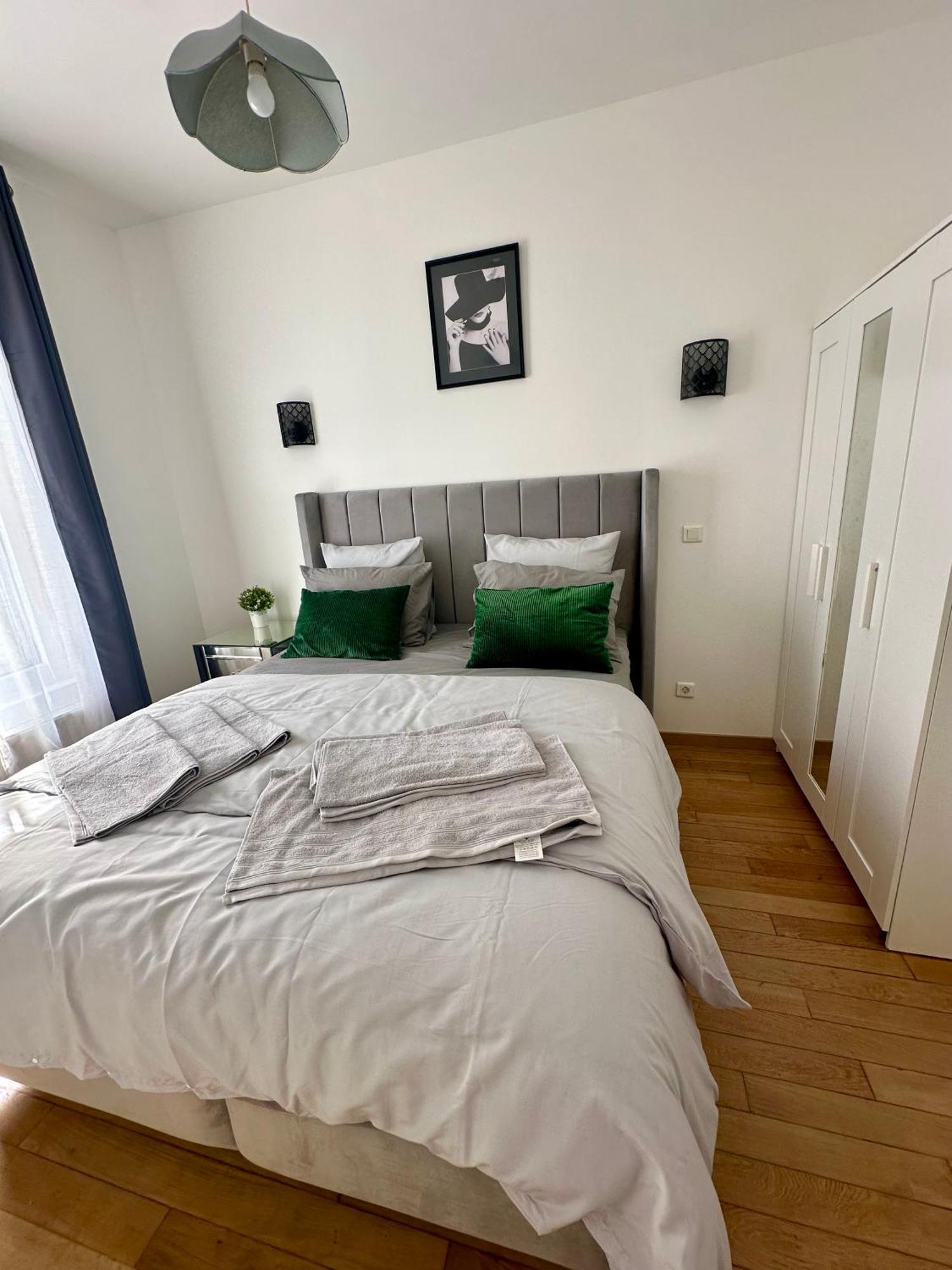 Appartement Moderne Entier Paris-Le Bourget Et Cdg Exterior foto