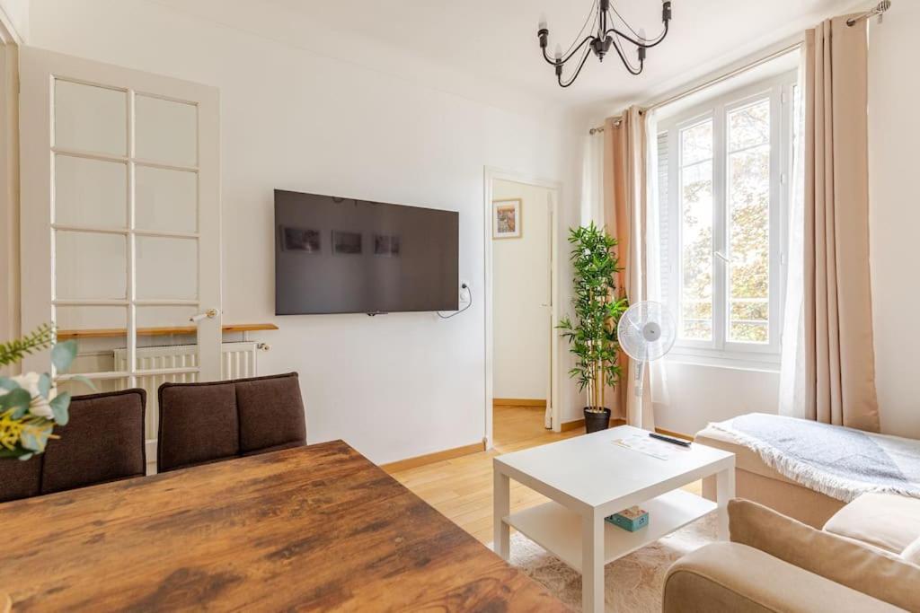 Appartement Moderne Entier Paris-Le Bourget Et Cdg Exterior foto